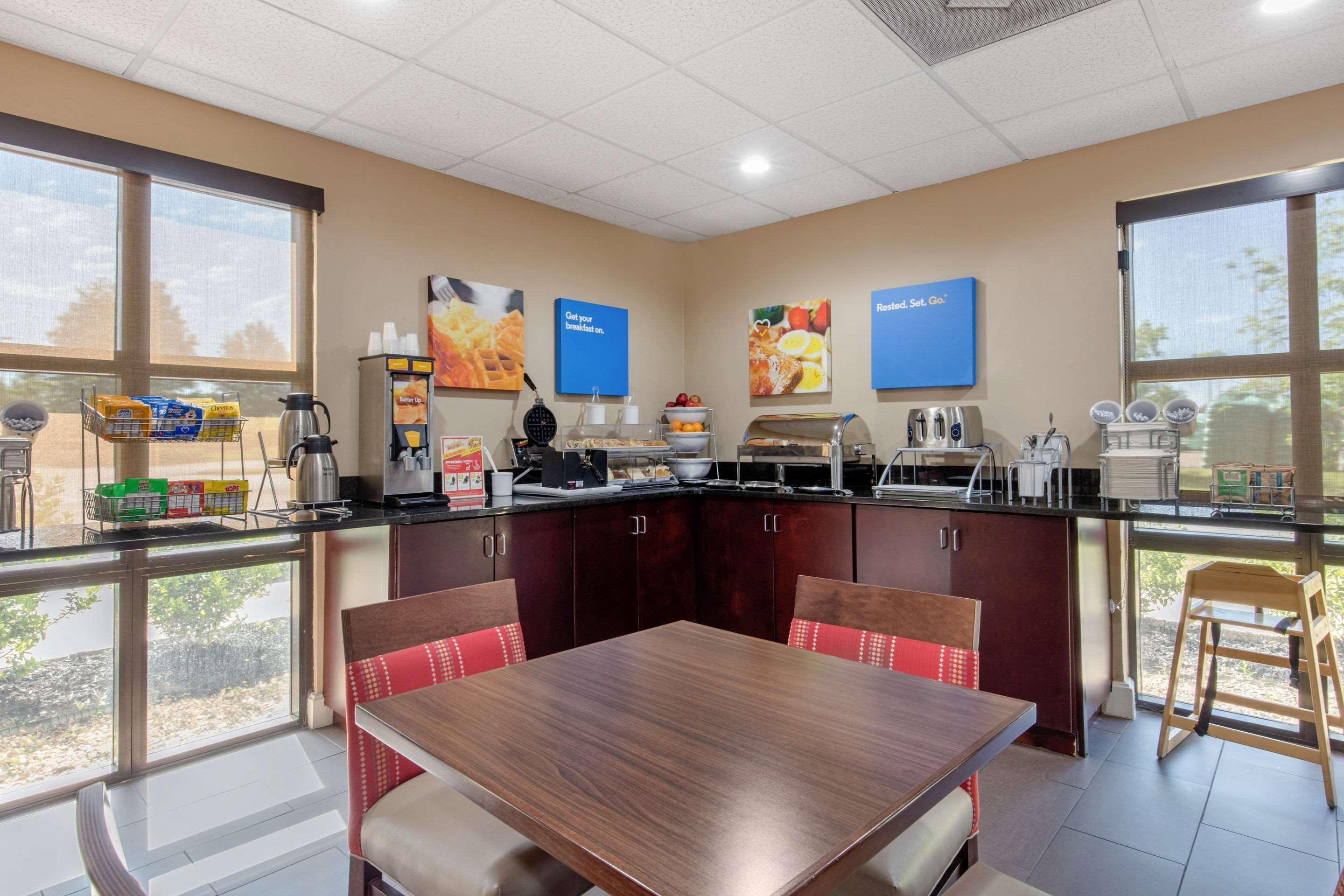 Comfort Inn Хорн Лейк Екстериор снимка